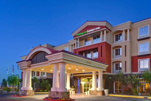 Holiday Inn Express & Suites Las Vegas SW - Spring Valley by IHG, Primary image