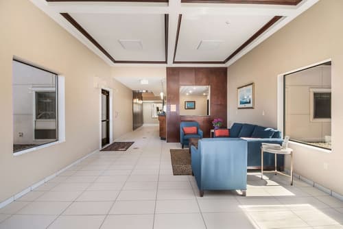 Comfort Inn Newport, Lobby