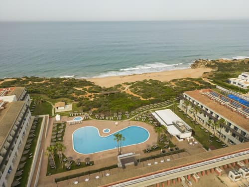 Hotel ILUNION Calas De Conil, Primary image