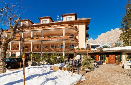 Boutique Hotel Villa Blu Cortina, Front of property