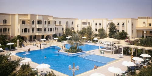 El Mouradi Douz, Primary image