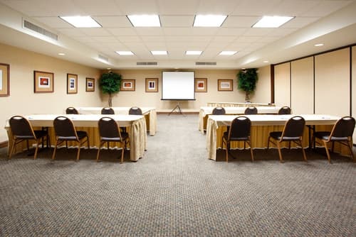 Holiday Inn Express Hotel & Stes Salt Lake City-Airport East by IHG, Meeting facility