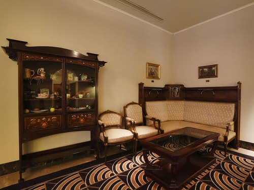 Hotel Monterey La Soeur Osaka, Lobby sitting area