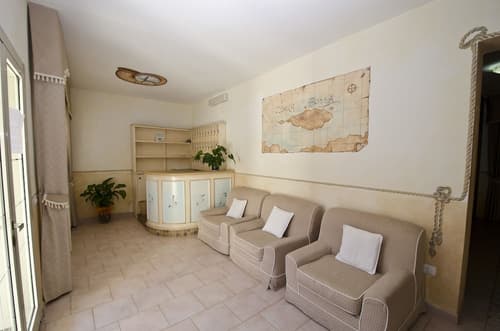 Hotel Gabbiano - Agenzia Isola Rossa, Reception