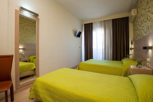 Hotel Rotonda, Room
