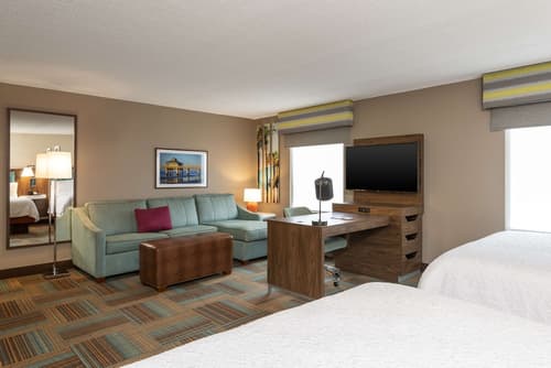 Hampton Inn & Suites Fort Myers - Colonial Blvd, Room