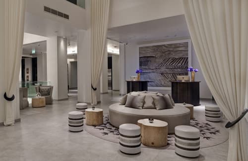 Hotel Boulevard, Autograph Collection, Lobby sitting area