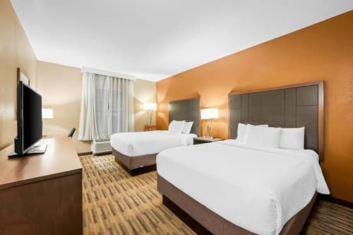 La Quinta Inn & Suites by Wyndham Boone University, Room