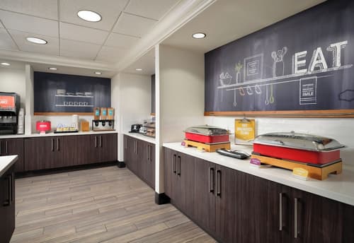 Hampton Inn & Suites Las Vegas-Red Rock/Summerlin, Restaurant