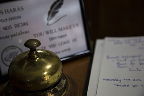 Bcn Urbaness Del Comte, Check-in/check-out kiosk