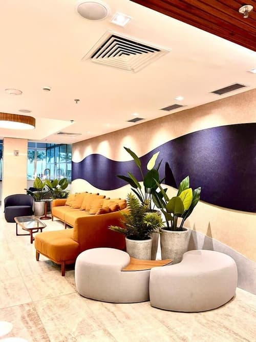 Hotel Astoria Palace, Reception