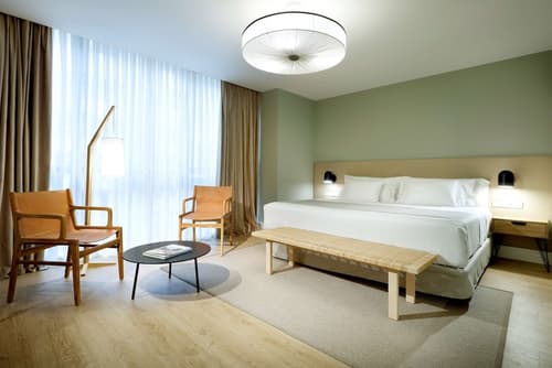 Barceló Oviedo Cervantes, Room