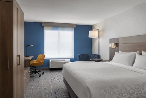 Holiday Inn Express & Suites Huntsville by IHG
