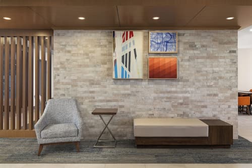 Holiday Inn Express & Suites Huntsville by IHG