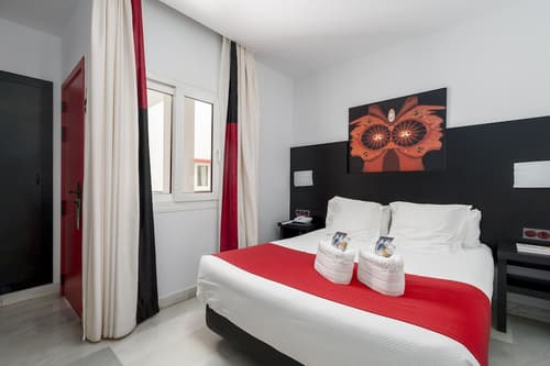 Hotel del Pintor Historical Center, by Hoteles con Cultura, Room