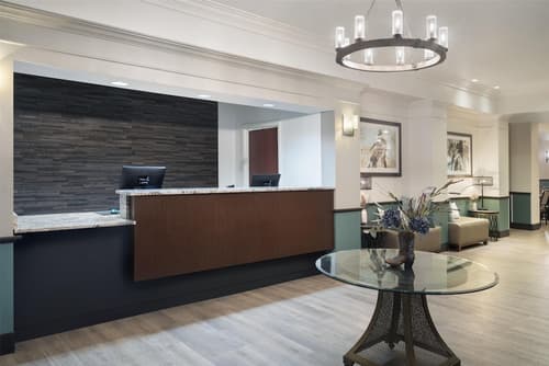 Best Western Plus Frontier Inn, Lobby