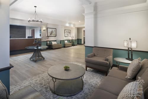 Best Western Plus Frontier Inn, Lobby