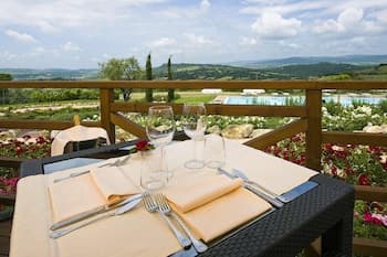 Saturnia Tuscany Hotel