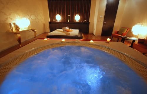 Grand Hotel Bernardin - Sava Hotels & Resorts, Indoor spa tub