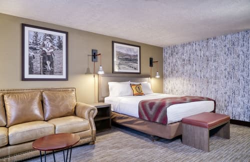 Yellowstone Park Hotel, Room