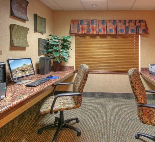 Holiday Inn Express Hotel & Suites Las Vegas by IHG