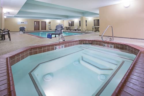 Holiday Inn Express Hotel & Suites Las Vegas by IHG