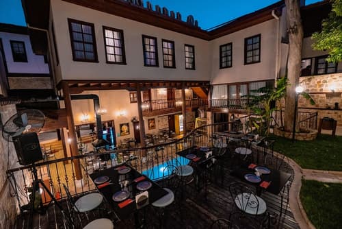 Mediterra Art Hotel