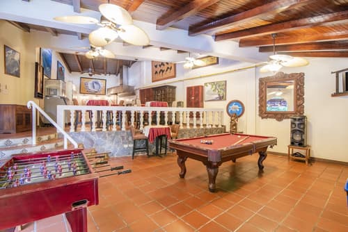 Hotel Villas Lirio, Billiards