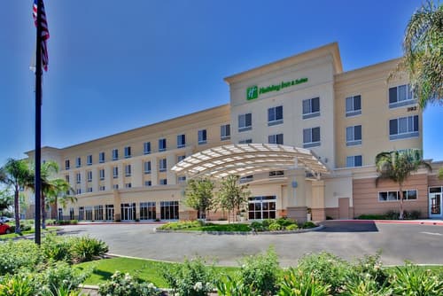Holiday Inn & Suites Bakersfield by IHG, Primary image