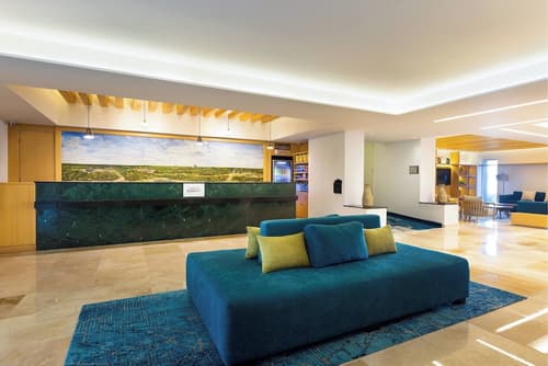 Courtyard By Marriott Cancun Airport