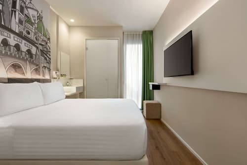 Wyndham Garden Florence, Room