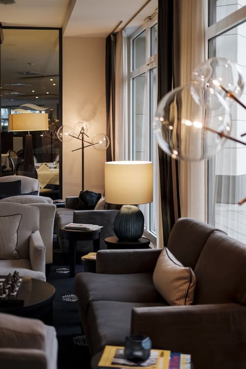 Hotel Vier Jahreszeiten Starnberg, Lobby