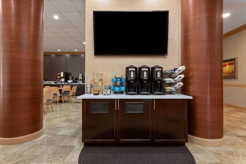 Hawthorn Extended Stay by Wyndham West Palm Beach Airport