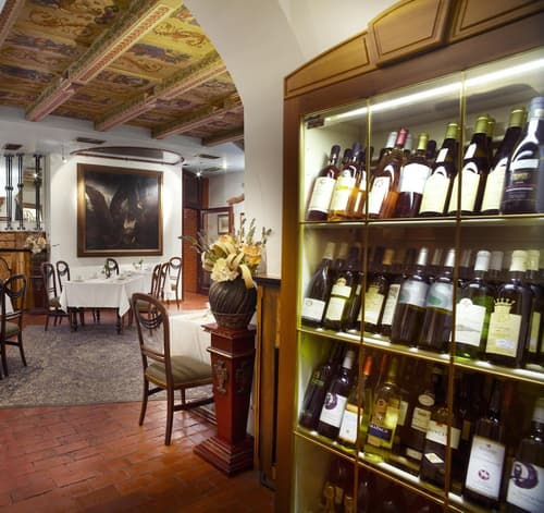 Hotel Royal Ricc, Bar (on property)