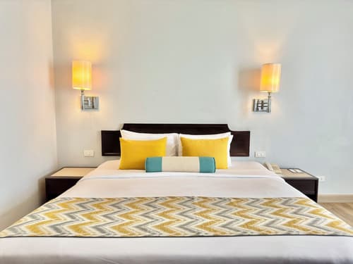 Phuket Merlin Hotel, Room