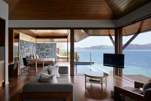 Qualia, Living area