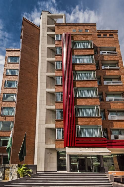 Hotel Egina Medellín, Front of property