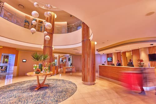 Suncoast Hotel & Towers, Check-in/check-out kiosk