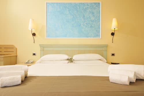 Hotel Brancamaria, Room