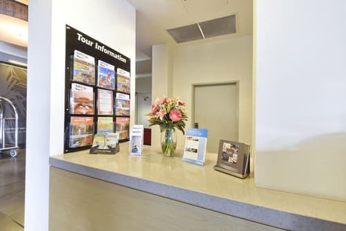 Mantra Pandanas, Lobby