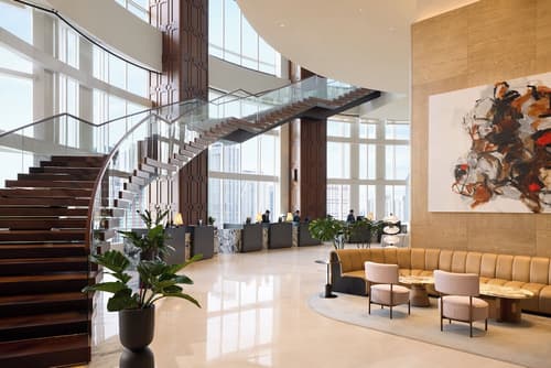 Centara Grand at CentralWorld, Lobby