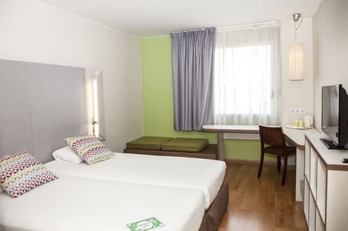 Travelodge BCN Cornellá Fira