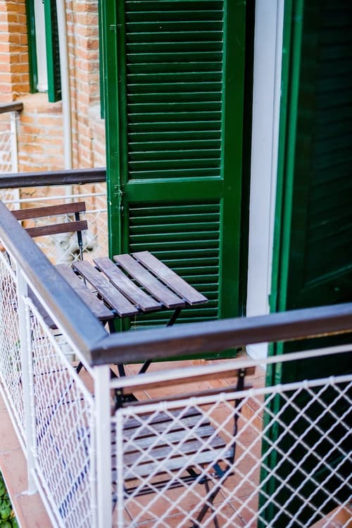 New Helvetia Hotel, Balcony