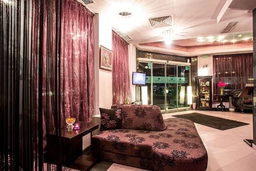 Art Plaza Hotel, Lobby