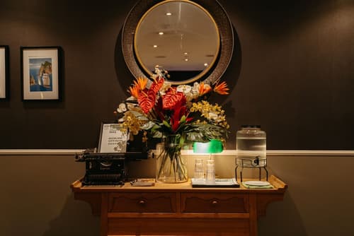 Auckland City Hotel, Lobby