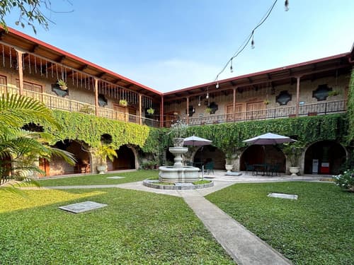 Hotel Del Patio, Exterior