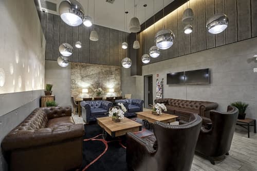 Ravel Hotel Trademark Collection by Wyndham, Lobby sitting area