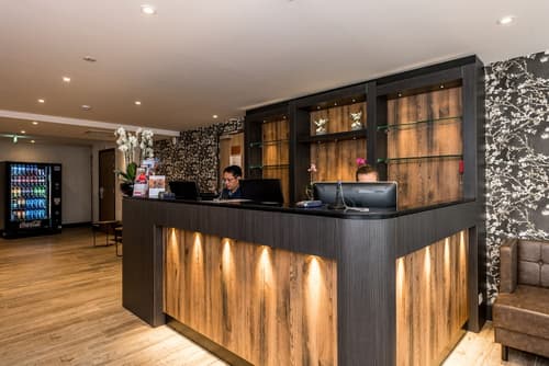 XO Hotel Inner, Reception