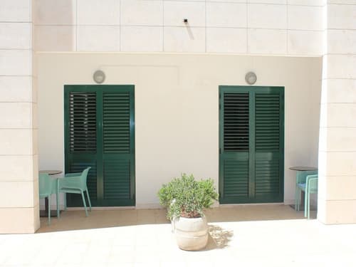 Berkeley Hotel, Room