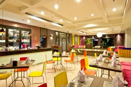 Sunshine Vista, Restaurant